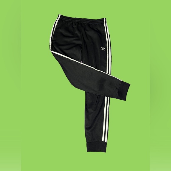 Men’s Adidas track pants - Picture 1 of 1